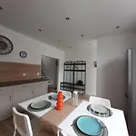 Maison Cosy, Proche Reims, La Nichee 度假居