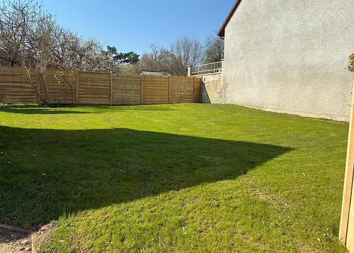 Maison Cosy, Proche Reims, La Nichee Bazancourt